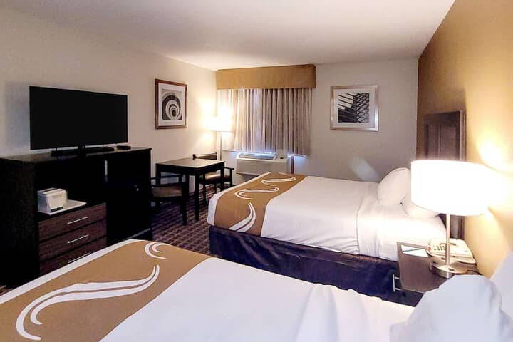 Room 8 of 39