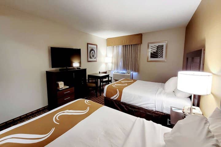 Room 21 of 39